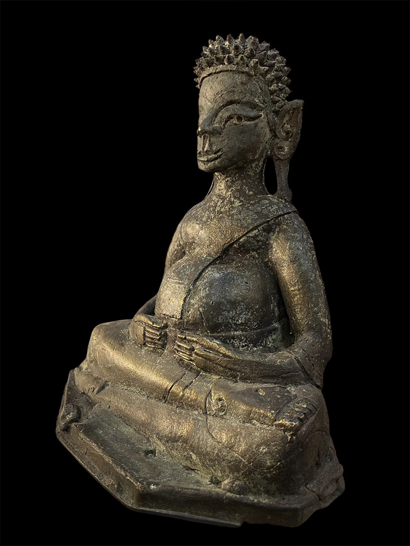 #laosbuddha #bronzebuddha #standingbuddha #buddha #buddhas #buddhastatue #buddhaart #buddhist #antiquebuddhas #antiquebuddha #Laos #buddhastatues