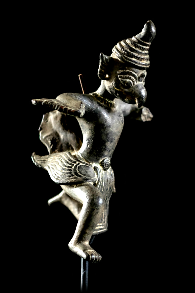 Extremely Rare Early 19C Buddhist Hand #B10