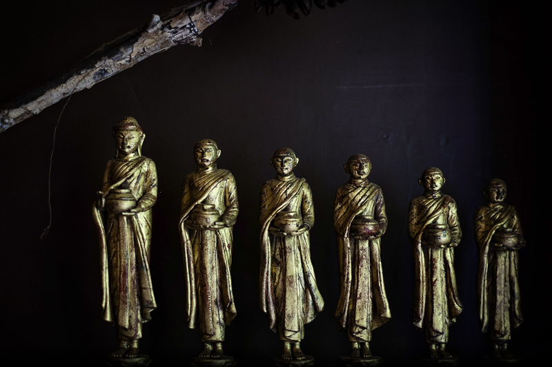 Buddhist Monk , Burmese Monk , Thai Monk , Wood monks