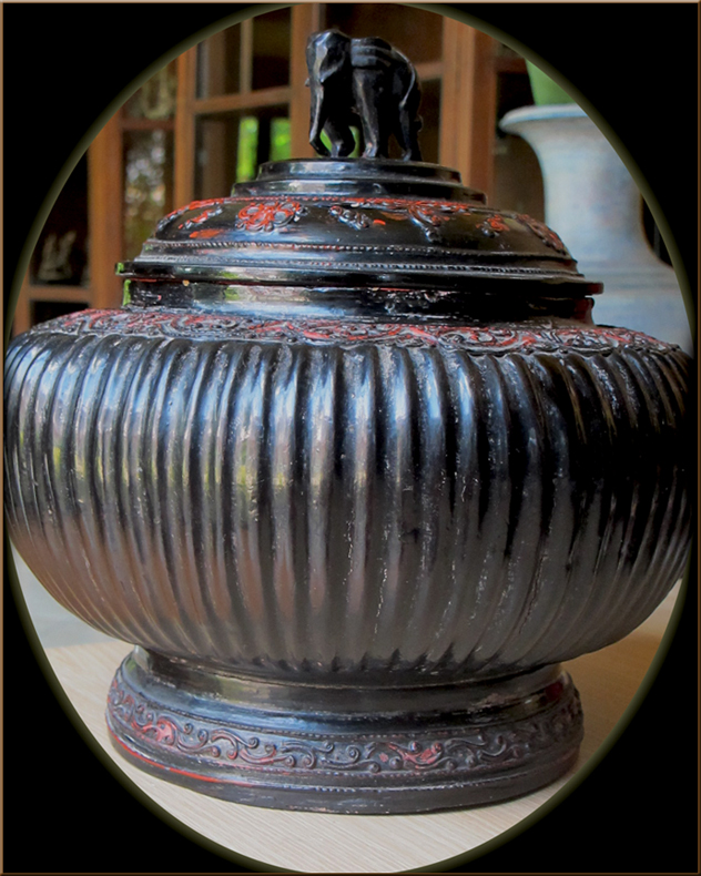 Lacquerware